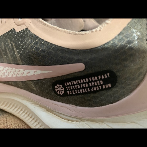 Nike zoom sneakers
